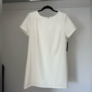 Lulu’s short white dress